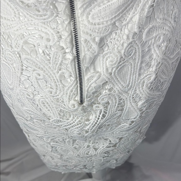 ULUS WHITE LACE HALTER SHEATH MIDI DRESS L NWT - Picture 11 of 12